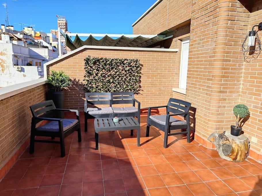 Apartamentos Turisticos Seviro Madrid Extérieur photo