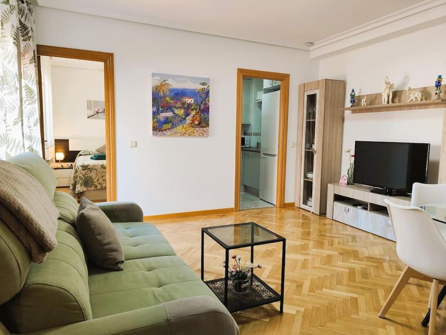 Apartamentos Turisticos Seviro Madrid Extérieur photo
